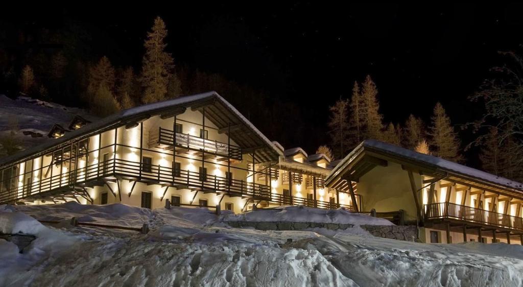 Chalet Du Lys Hotel & Spa 格雷索拉特里尼泰 外观 照片