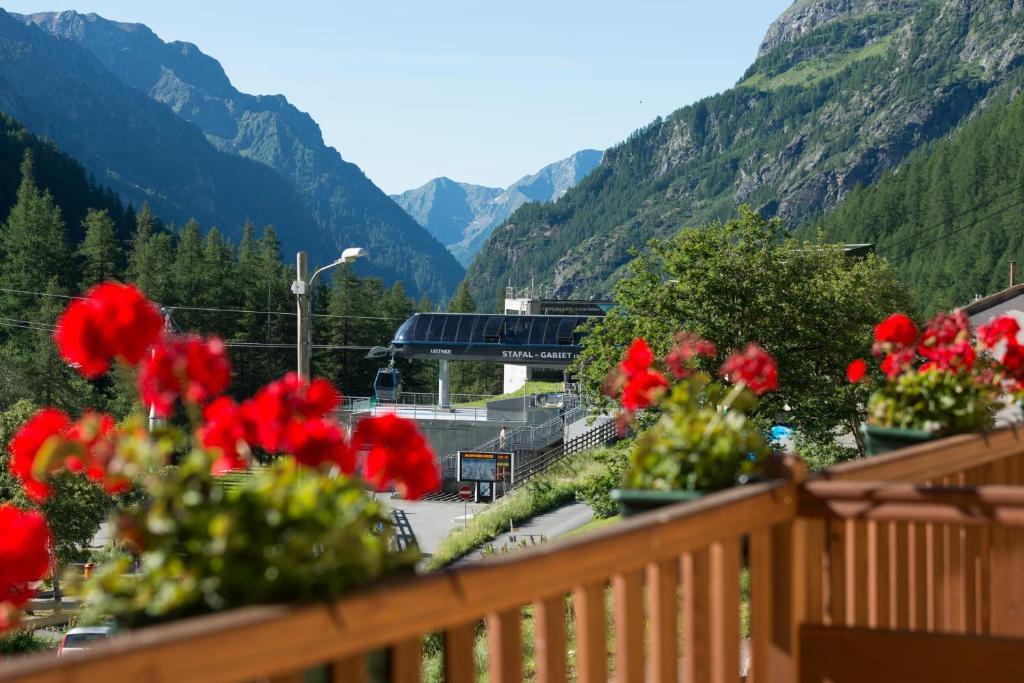 Chalet Du Lys Hotel & Spa 格雷索拉特里尼泰 外观 照片